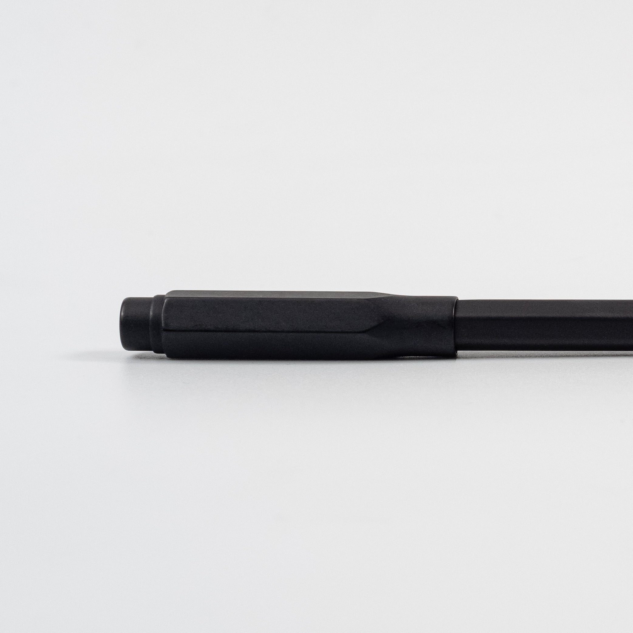 Blackwing Point Guard - Keep Your Points Sharp On the Go